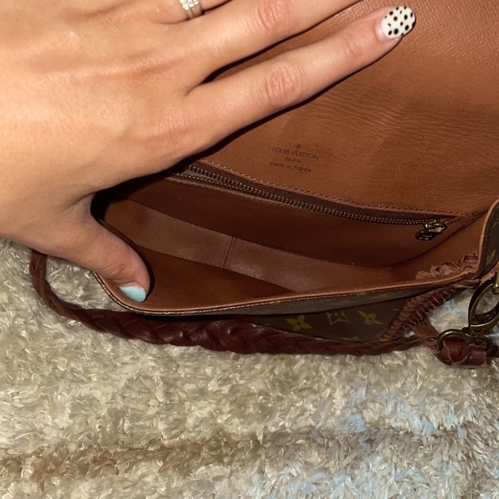 Vintage Boho Louis Vuitton Crossbody - Picture 2 of 5